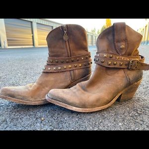 Liberty Black ankle strap with zipper boot 8 1/2